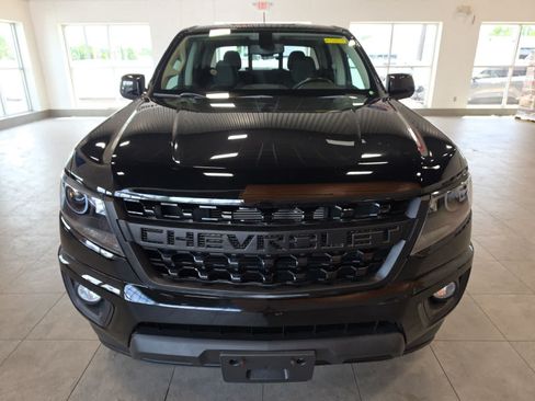 Used 2018 Chevrolet Colorado LT w/ Redline Special Edition AWD/4WD image 3