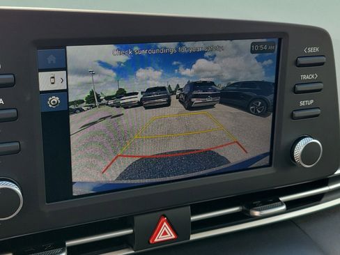 New 2025 Hyundai Elantra Hybrid FWD image 11