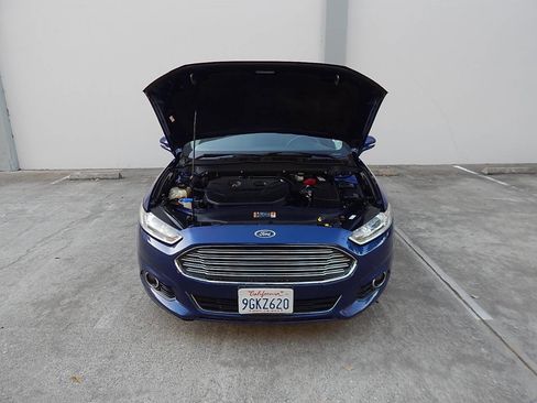 Used 2013 Ford Fusion Titanium FWD image 29