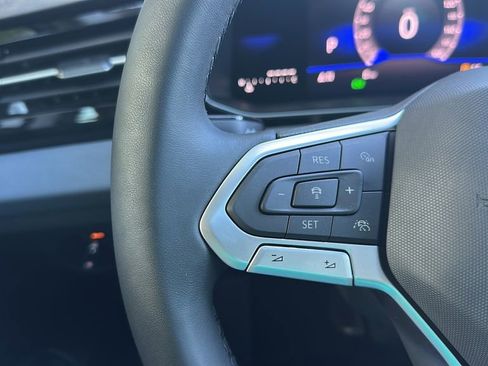 New 2026 Volkswagen Jetta SE image 32