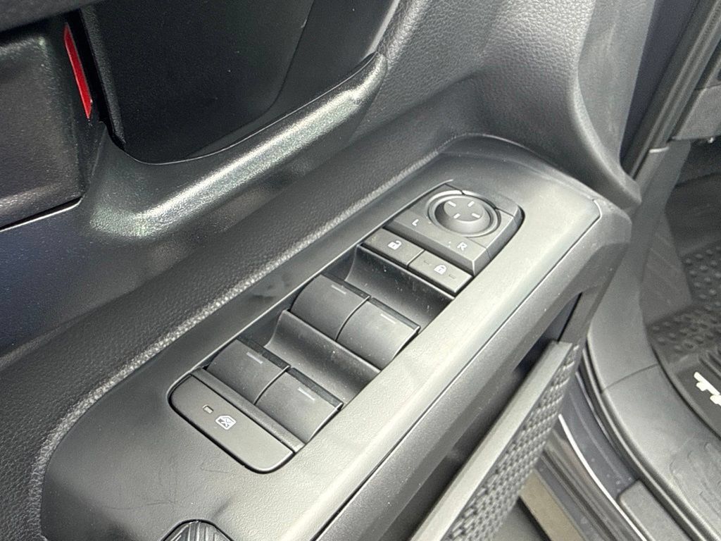 New 2026 Toyota Tacoma SR5 AWD/4WD image 18