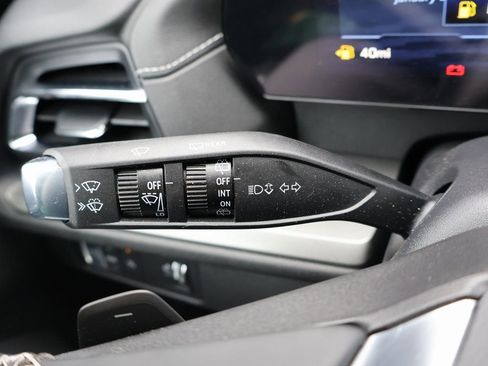 New 2026 Chevrolet Traverse LT w/ Sun and Wheel Package image 15