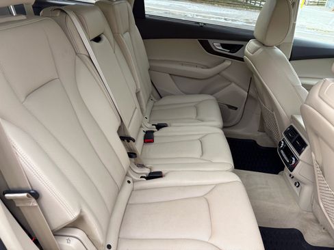 Used 2019 Audi Q7 2.0T Premium Plus image 27