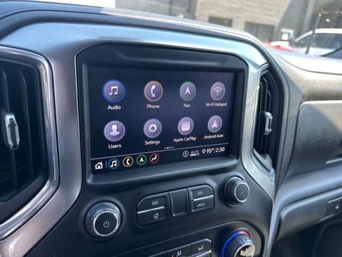 Used 2020 Chevrolet Silverado 1500 LTZ w/ LTZ Plus Package AWD/4WD image 13