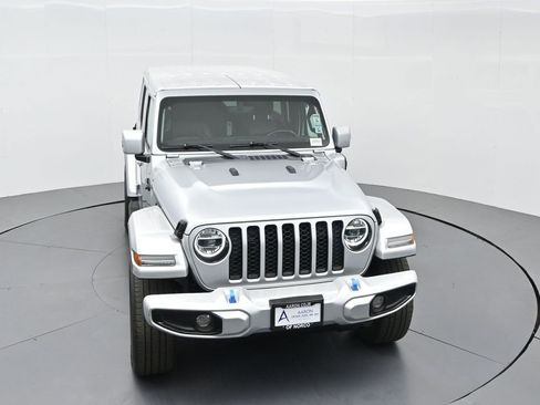 Used 2022 Jeep Wrangler Unlimited Sahara image 57