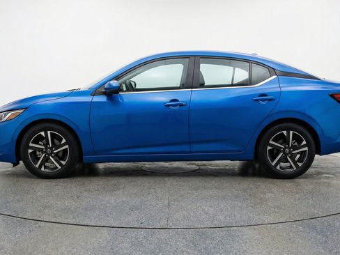 Used 2025 Nissan Sentra SV FWD image 7