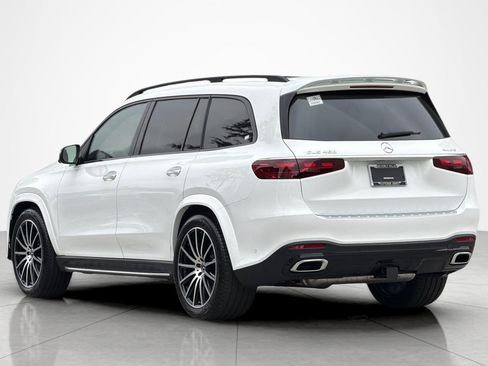 New 2026 Mercedes-Benz GLS 450 4MATIC image 3