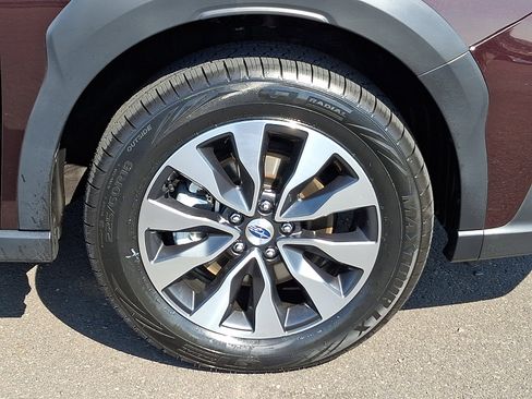 Used 2023 Subaru Outback Touring AWD/4WD image 8