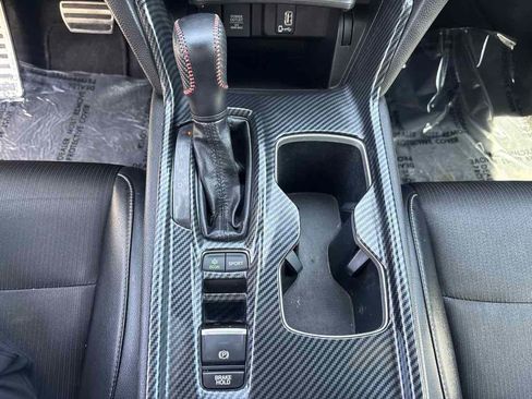 Used 2018 Honda Accord Sport image 26