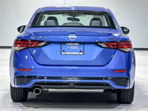 Used 2024 Nissan Sentra SR FWD image 9