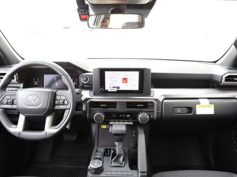 New 2026 Toyota 4Runner SR5 AWD/4WD image 26