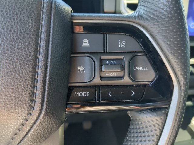 Used 2024 Toyota Tundra Limited w/ Power Package RWD image 32