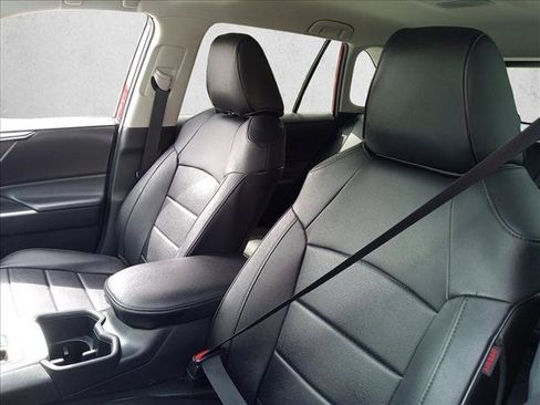 Used 2023 Toyota RAV4 XLE FWD image 13