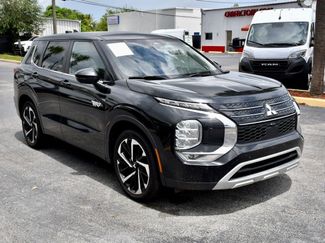 Used 2023 Mitsubishi Outlander LE video 1