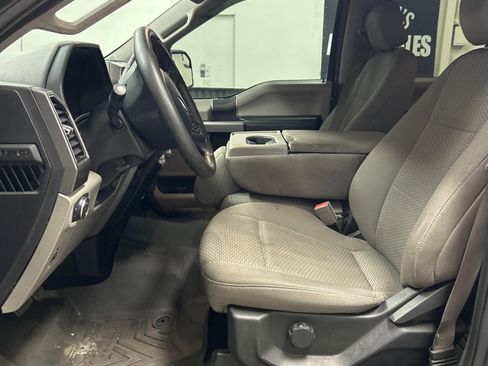 Used 2018 Ford F150 XLT AWD/4WD image 8