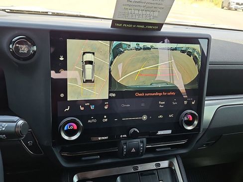 Used 2025 Lexus GX 550 AWD/4WD image 24