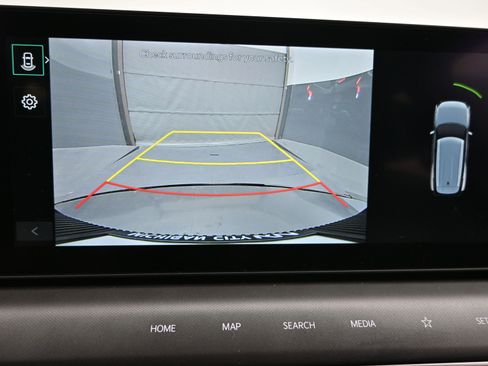 Used 2024 Kia EV9 Light image 22