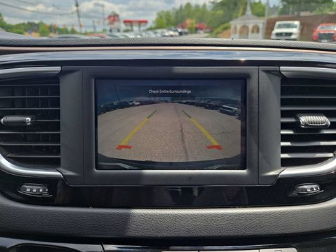 Used 2023 Chrysler Voyager LX FWD image 20