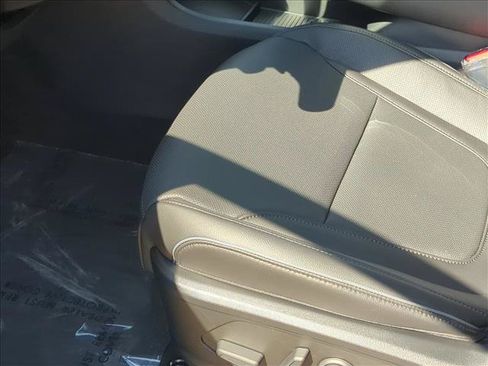 New 2025 Hyundai Tucson Limited FWD image 4