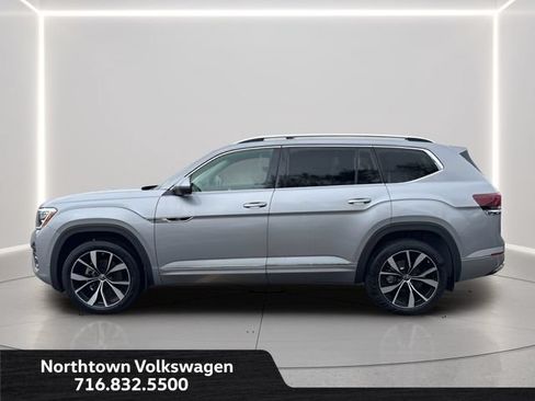 New 2026 Volkswagen Atlas SEL Premium R-Line AWD/4WD image 2