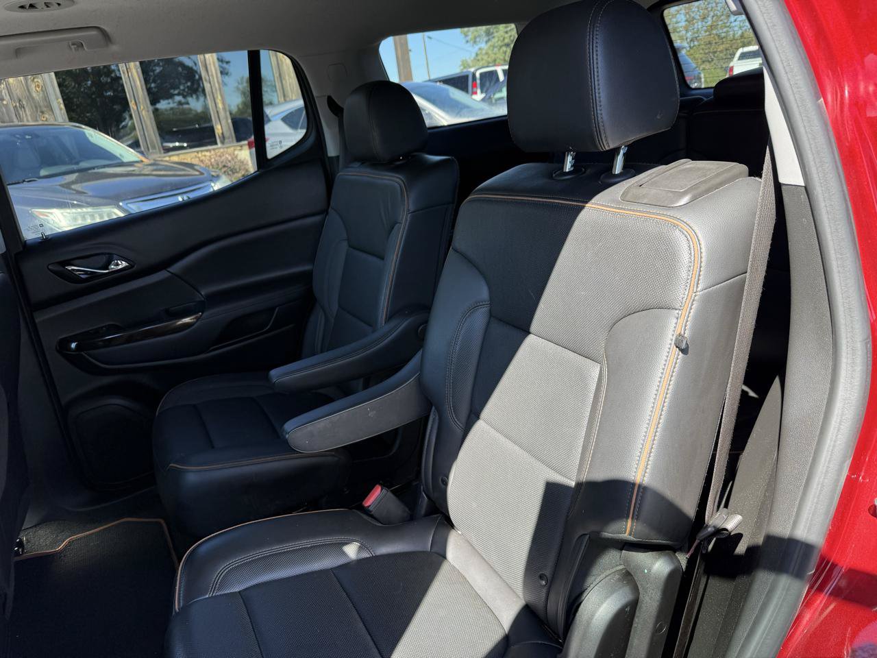 Used 2023 GMC Acadia AT4 w/ Preferred Package AWD/4WD image 6