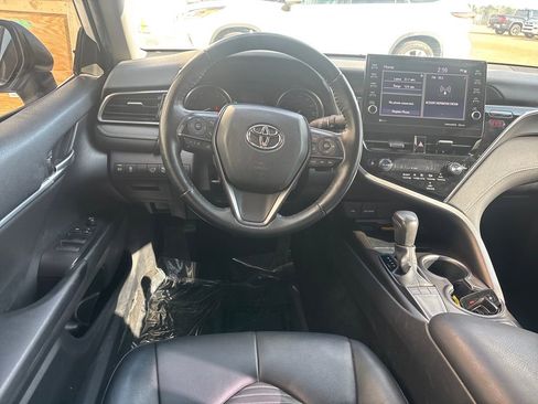 Used 2023 Toyota Camry SE w/ Cold Weather Package image 2