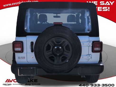 Used 2024 Jeep Wrangler Sport image 5