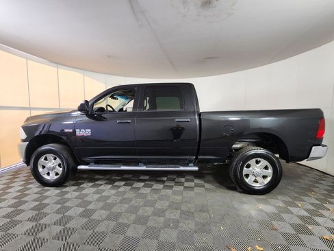 Used 2017 RAM 2500 Tradesman w/ Chrome Appearance Group image 4