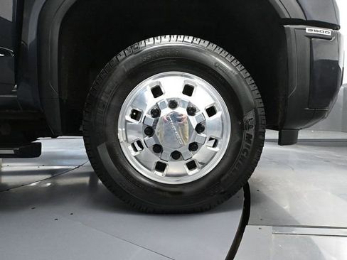 Used 2024 GMC Sierra 3500 Denali Ultimate image 18