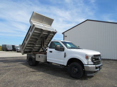 Used 2021 Ford F550 2WD Crew Cab Super Duty image 52