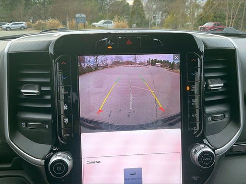 New 2026 RAM 1500 4x4 Crew Cab image 14