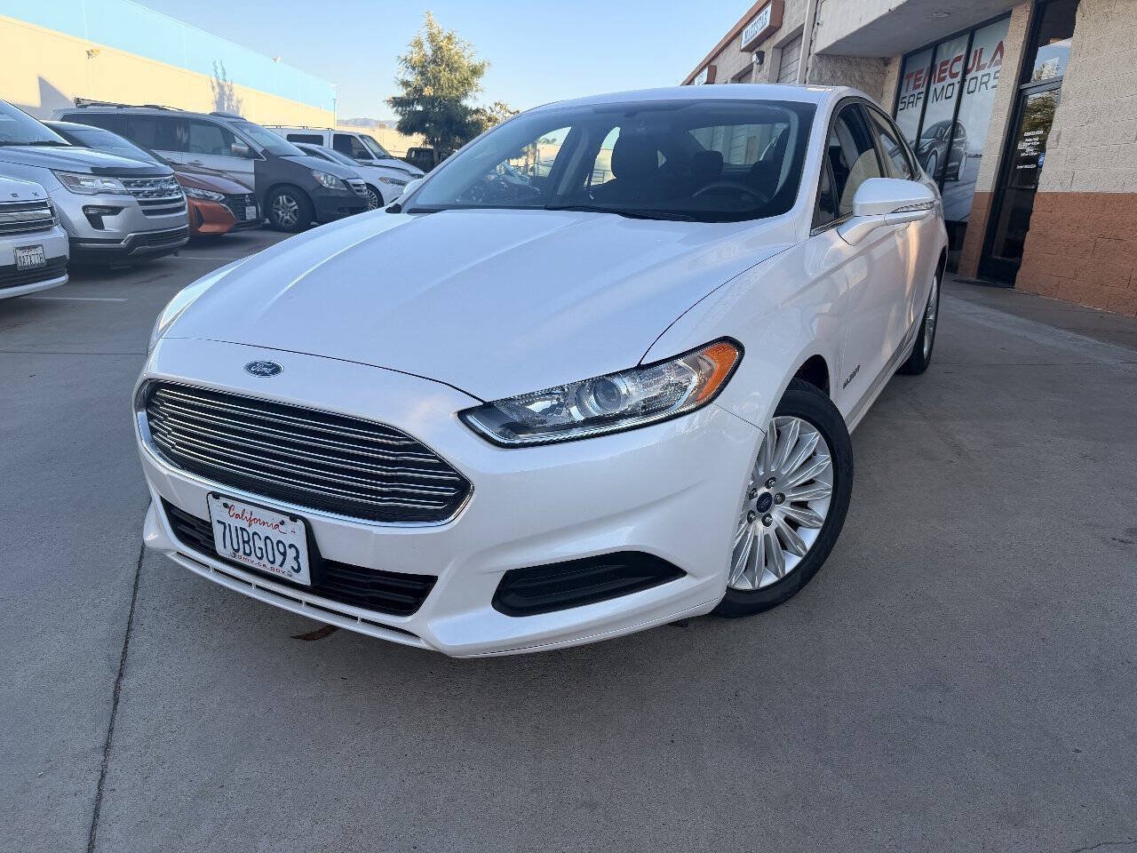 Used 2016 Ford Fusion SE FWD image 12