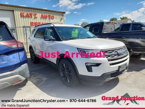 Used 2018 Ford Explorer XLT w/ Equipment Group 202A AWD/4WD image 1