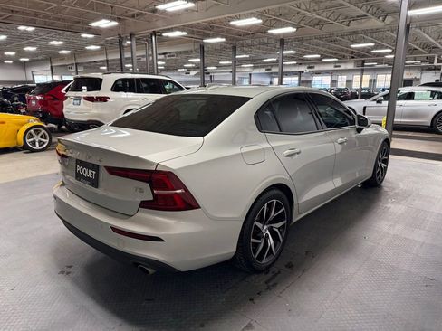 Used 2020 Volvo S60 T5 Momentum w/ Protection Package Premier image 4