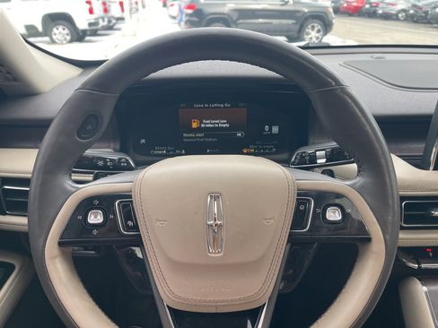 Used 2021 Lincoln Aviator Reserve w/ Equipment Group 201A image 24