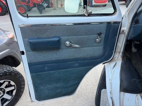 Used 1995 Chevrolet G30 Extended Sportvan image 11