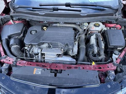 Used 2018 Chevrolet Cruze LT image 28