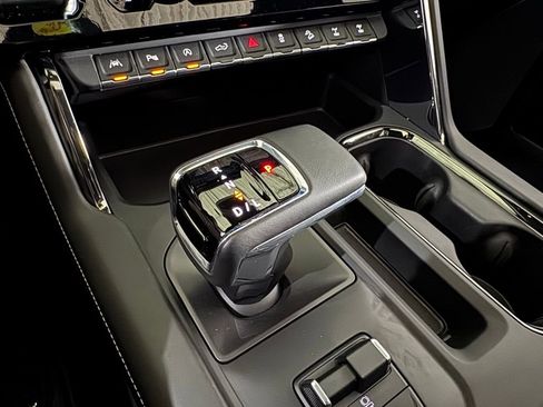 Used 2024 GMC Sierra 1500 AT4X image 52