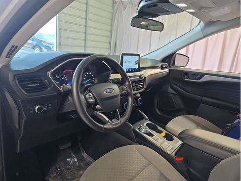 Used 2022 Ford Escape SE w/ Convenience Package image 18