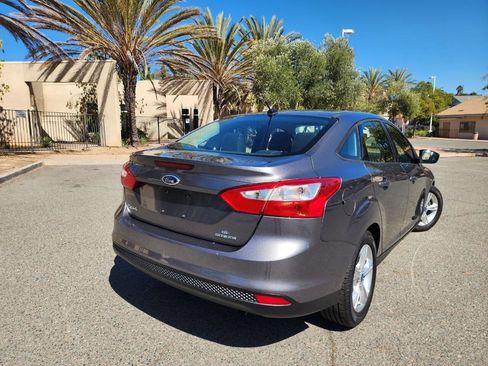 Used 2013 Ford Focus SE image 8