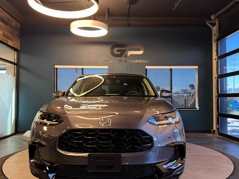 Used 2025 Honda HR-V EX-L image 8