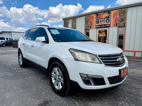 Used 2014 Chevrolet Traverse LT FWD image 1