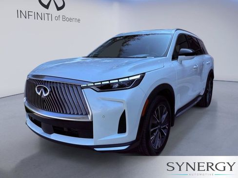 Certified 2026 INFINITI QX60 Luxe w/ Family Package AWD/4WD image 2
