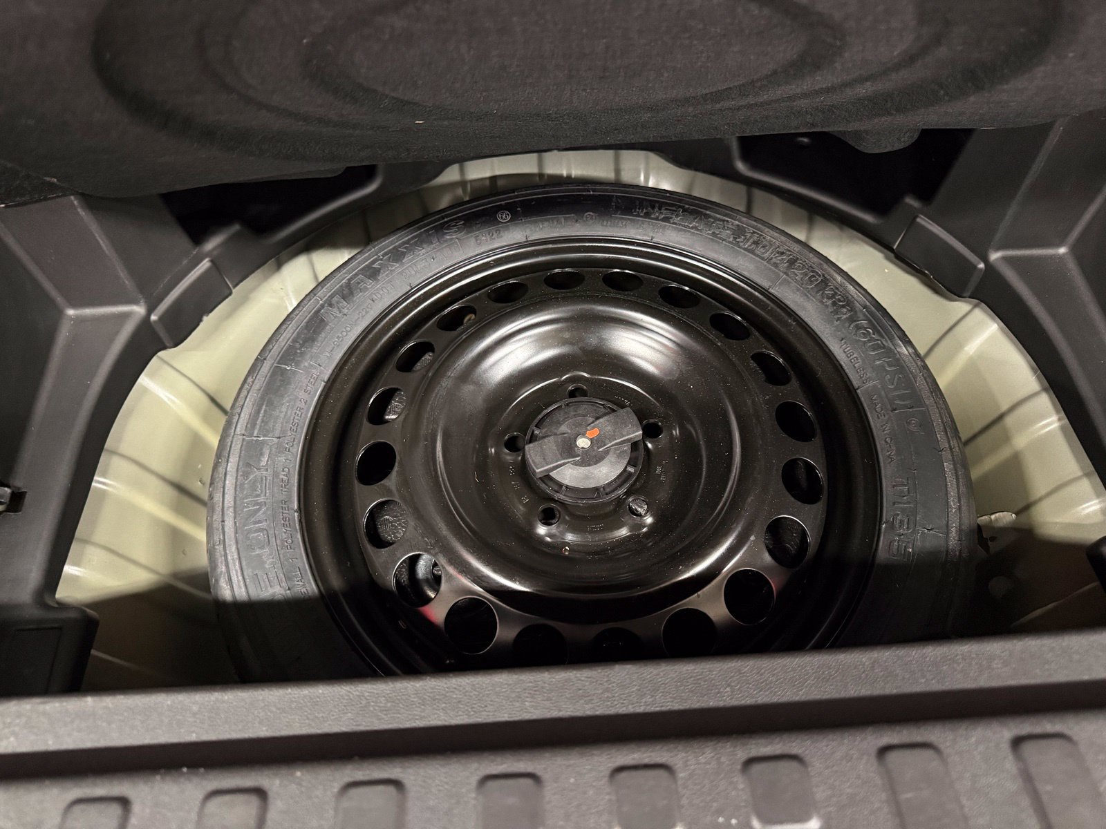 Used 2023 Chevrolet Equinox RS w/ LPO, Floor Liner Package FWD image 12