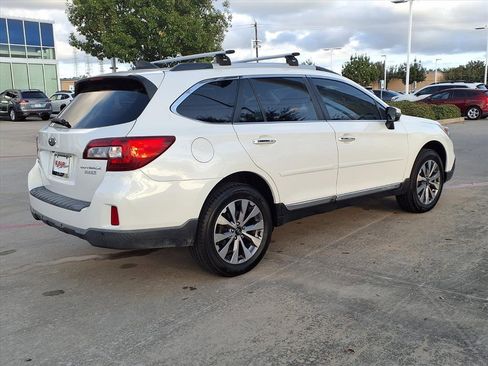 Used 2017 Subaru Outback 2.5i Touring image 22