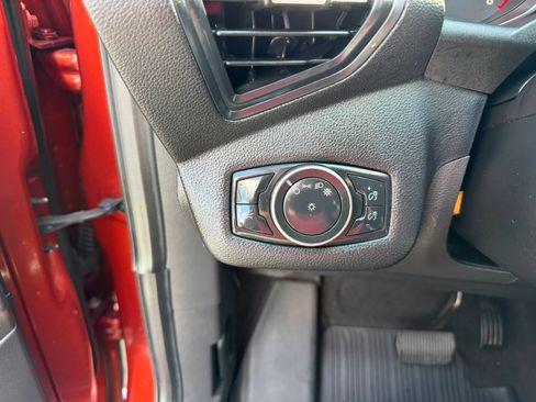 Used 2019 Ford Escape SE AWD/4WD image 13
