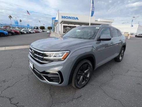 Used 2022 Volkswagen Atlas Cross Sport SEL R-Line image 4