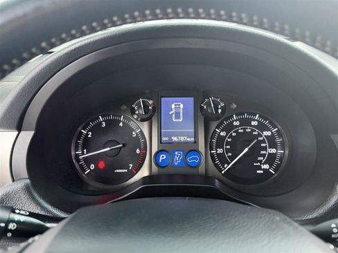 Used 2012 Lexus GX 460 AWD/4WD image 32