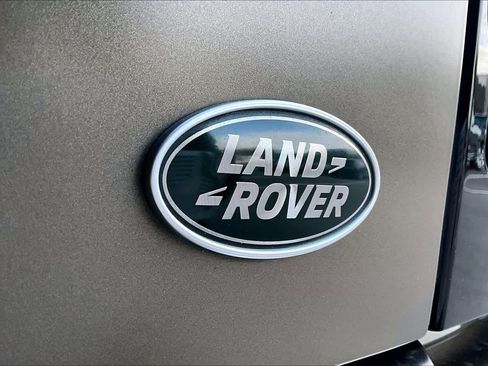 Used 2021 Land Rover Defender 110 X image 29