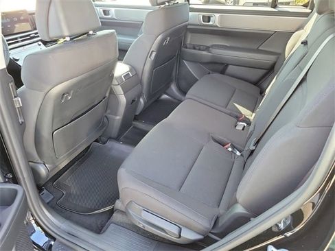 New 2026 Hyundai Santa Fe SE image 18
